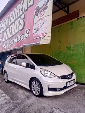 Honda Jazz 2011 Bensin