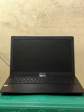 Laptop ASUS X550IK