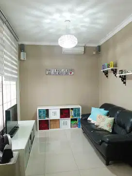 Rumah Cluster Favorit West Europe Green Lake City Full Furnished