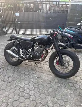 Costum Tiger 2000