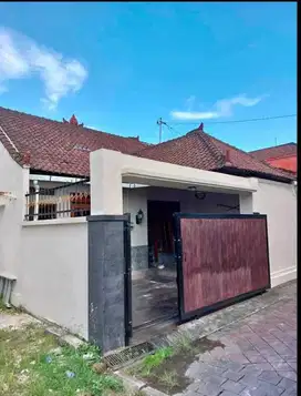Rumah LT 77m di Jln Darmasaba Badung