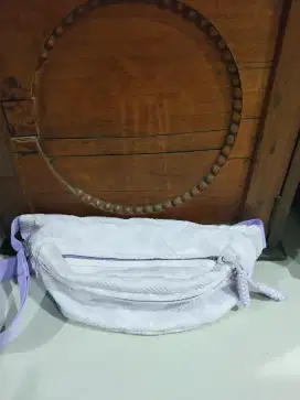 Waistbag cewe ungu