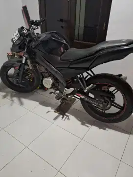 YAMAHA VIXION 2014 PLAT Z
