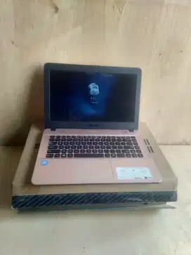 Laptop Asus X441M