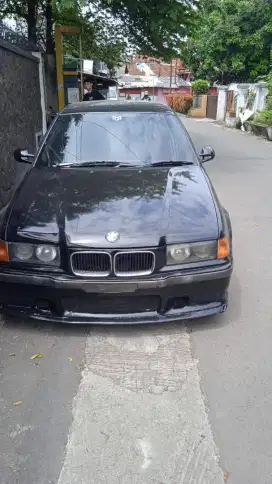 Dijual mobil bmw