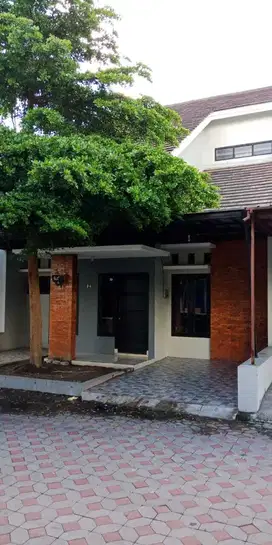 Rumah 104m gentan sukoharjo dekat kota sooo