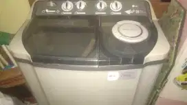 Mesin cuci LG bekas