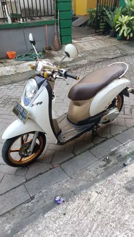 Honda Scoopy 2011 Putih