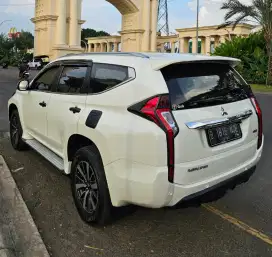 Pajero Sport Dakar Pajak Hidup