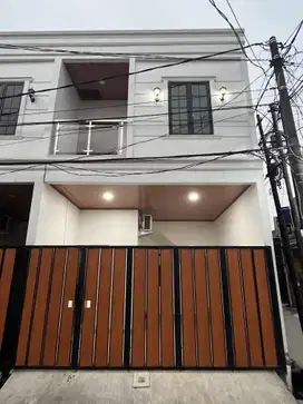 Wilson Dijual rumah baru uk 6x10 di metland puri
