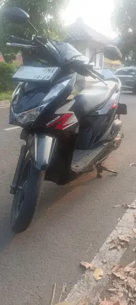 Honda Beat Hitam Glossy 2023