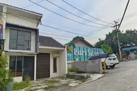Rumah posisi hook dan jalan utama
