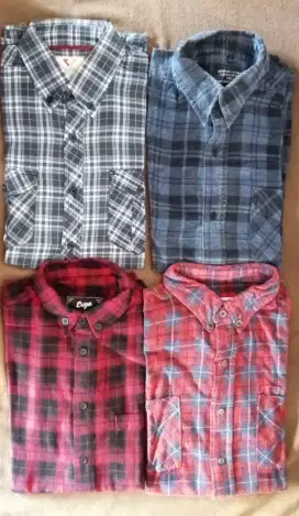 Kemeja Flanel size M slim body fit