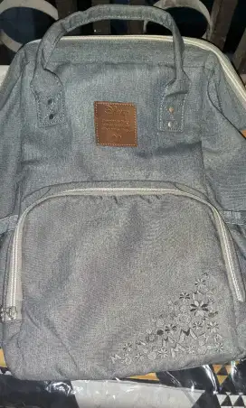 Tas untuk bawa perlengkapan bayi