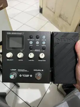EFEK GITAR DIGITAL NUX MG300 + BOX