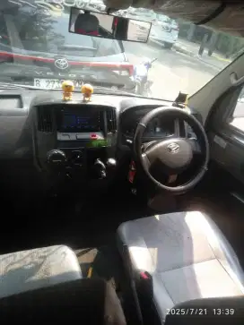 Daihatsu grandmax 2014 hitam