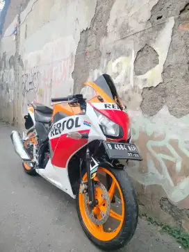 Honda CB150R tahun 2015