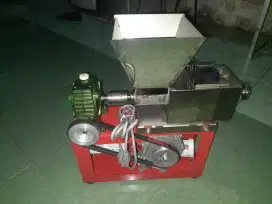 Mesin Peras Santan Kelapa Mini Listrik 550W