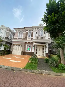 DISEWAKAN RUMAH MEWAH 2 LANTAI DI CLUSTER MENTENG – GADING SERPONG