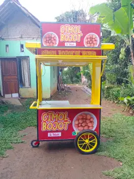 Gerobak jualan cimol
