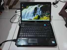 Laptop Fujitsu Lifebook LH531 Intel Pentium