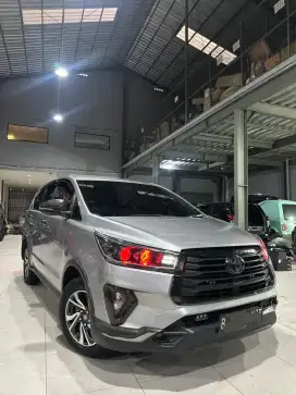 Innova Reborn V Diesel AT 2022 i-ART like Venturer