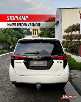 Stoplamp Innova Reborn V2 Smoke - BMW Style