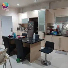 Dijual cepat rumah murah 2 lantai di legenda wisata