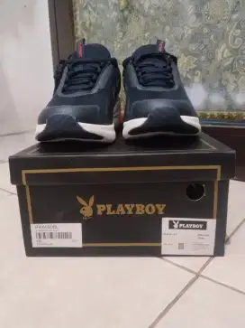 Sepatu Playboy  101