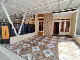 Rumah mewah dekat stasiun ready siap huni