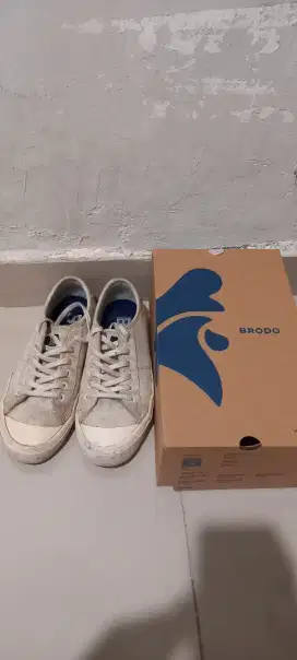 Sneakers Brodo VTG V2