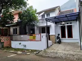 Disewakan Rumah Lokasi Strategis Di Althia Park