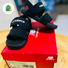 Sandal anak new balance
