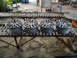 Velg + ban alphart R 18