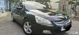 Honda accord cm5 vti L at
