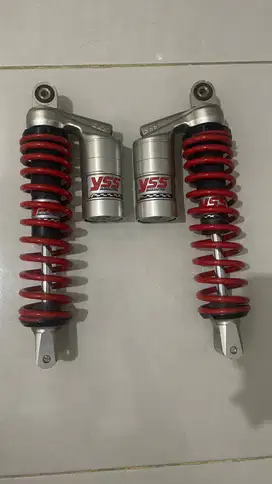 SHOCK BELAKANG YSS G-SERIES 305MM ( AEROX NEW )