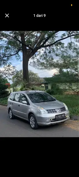 Nissan Grand livina 2010 Bensin
