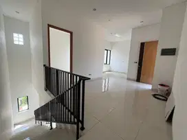 Rumah Baru Minimalis Udara Sejuk di Awiligar