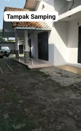 Di Jual Rumah tinggal 2 lantai beserta 6 rumah kontrakan dan kostan