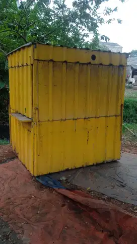 Kontainer booth