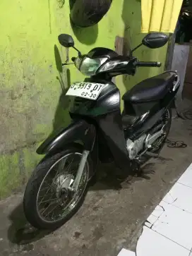 Honda karisma tahun 2005 mulus orsinil
