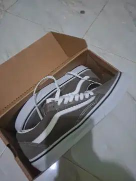 Di jual sepatu vans original