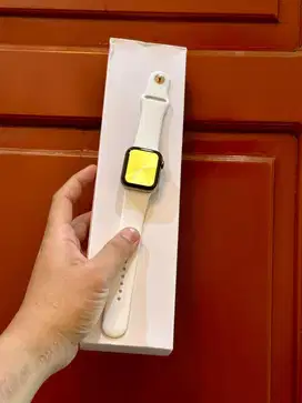 apple watch series 5 40mm gold stainlees