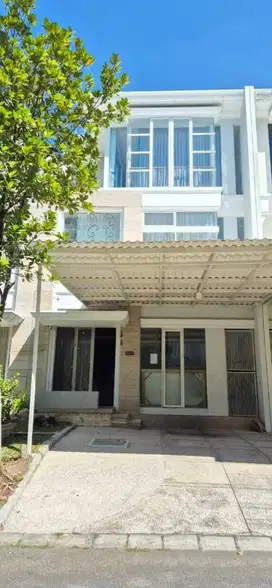 Spesial Price Rumah pakuwon Lariz Embassy Furnish