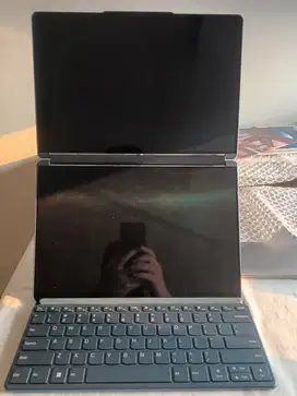 Lenovo Yoga book 9i