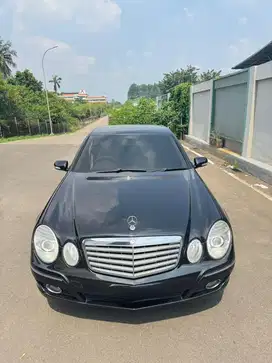 Mercedes Benz E280 W211