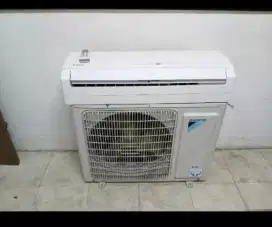 Ac bekas daikin