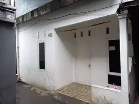 Dijual Rumah & 4 Koskosan Dekat Kampus UNJ dan Ibnu Chaldun Rawamangun