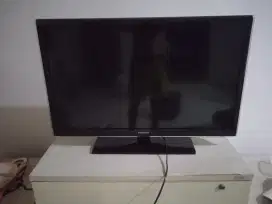 TV Samsung 32 inch UA32EH4500 minus gambar double tanpa remote