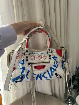 Tas Balenciaga unik